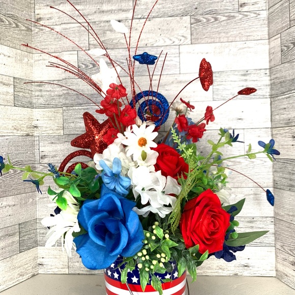 Fourth of July Arrangement table floral centerpiece